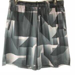 Nike Dri-Fit Size Medium Black/Grey Shorts